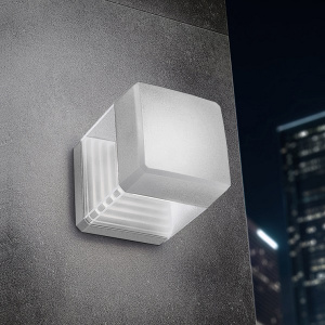 Уличный настенный светильник (DS1.560.000.WXC1K) Fumagalli ESTER WALL, 1х7W LED-CMD (800 Lm)